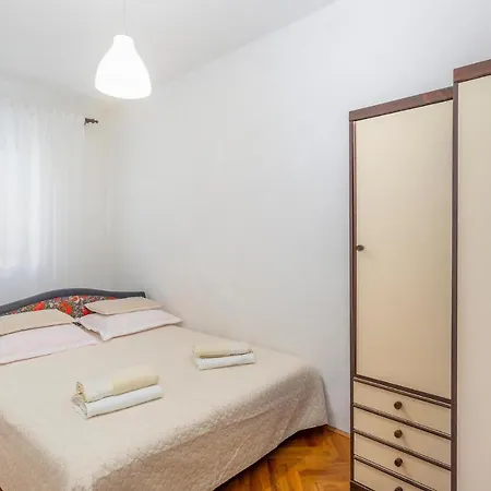 2 Bedroom Lovely In شقة