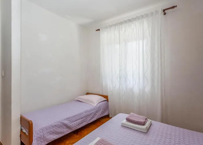 2 Bedroom Lovely In شقة *